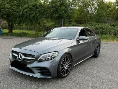 Gebraucht Mercedes C300 AMG line 258 PS (189 kW) 2019 Grau Limousine