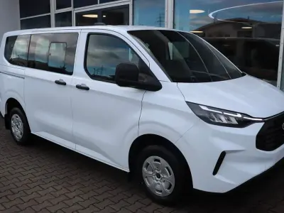 Neu Ford Transit Custom Trend 170 PS (125 kW) 2026 Frozen white Kombi