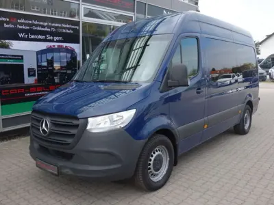 Gebraucht Mercedes Sprinter 114 PS (83 kW) 2020 Stahlblau Van