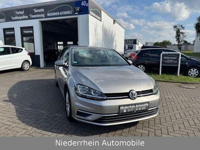 Gebraucht VW Golf VII Comfortline 150 PS (110 kW) 2017 Silber Limousine