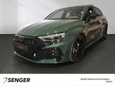 Gebraucht Audi RS3 Sportback Ambiente 400 PS (294 kW) 2025 Grün Kleinwagen