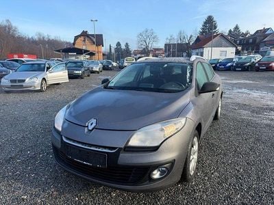 Grau Gebraucht 2013 Renault Mégane III Limousine | 2.499 € (Guter Preis)