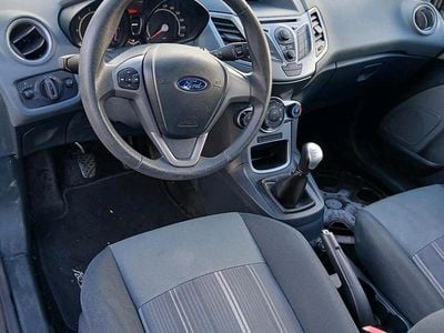 Second-hand Ford Fiesta 82 CP (60 kW) 2008 Albastru Hatchback