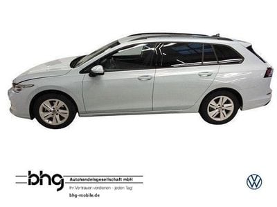 Second-hand VW Golf VIII Life 150 CP (110 kW) 2025 Albastru Break