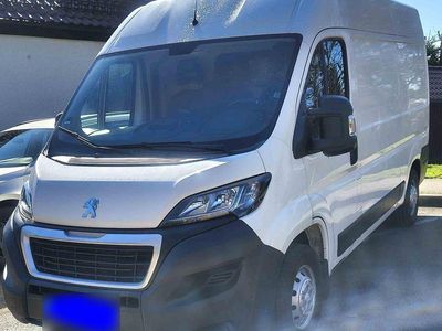 Gebraucht Peugeot Boxer 131 PS (96 kW) 2019 Weiß Van