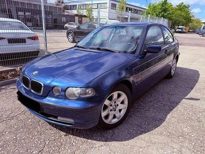 Second-hand BMW 316 116 CP (85 kW) 2002 Albastru Berlinǎ