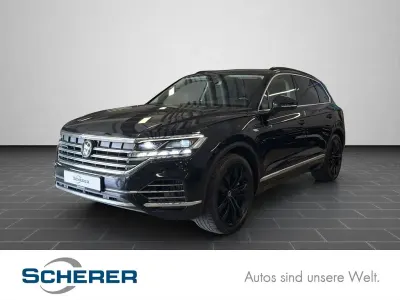 Gebraucht VW Touareg Elegance 381 PS (280 kW) 2022 Deep black perleffekt (metallic) SUV
