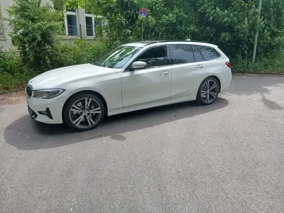 Brugt BMW 330e Sport Line 292 HK (214 kW) 2021 Hvid Stationcar
