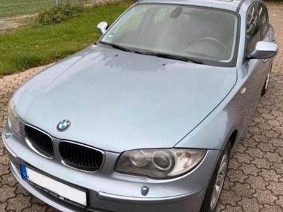 Blau Gebraucht 2010 BMW 118 Kleinwagen | 4.150 € (Guter Preis)