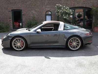 Porsche 911 Targa 4