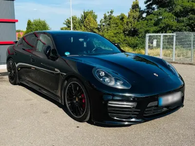 Gebraucht Porsche Panamera GTS 441 PS (324 kW) 2013 Schwarz Kleinwagen