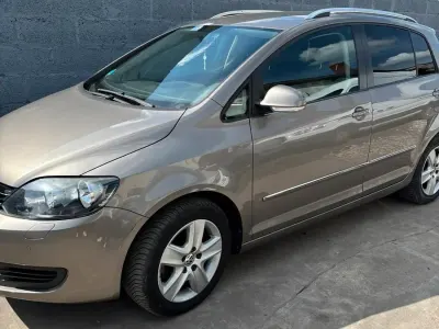 Second-hand VW Golf VI 125 CP (91 kW) 2010 Maro Hatchback