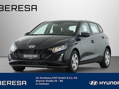 Grau Neu 2025 Hyundai i20 Select Limousine | 17.280 € (Guter Preis)