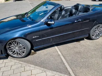 Gebraucht Mercedes CLK63 AMG AMG 481 PS (353 kW) 2009 Schwarz Cabrio