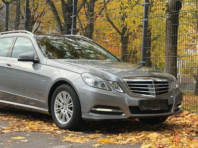 Grau Gebraucht 2011 Mercedes E350 Kombi | 17.490 € (Etwas zu teuer)