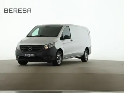 Gebraucht Mercedes Vito 163 PS (119 kW) 2022 Silber Van