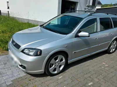 Gebraucht Opel Astra Sport 125 PS (91 kW) 2004 Silber Kombi