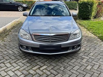 Usata Mercedes C220 170 CV (125 kW) 2009 Grigio Station wagon
