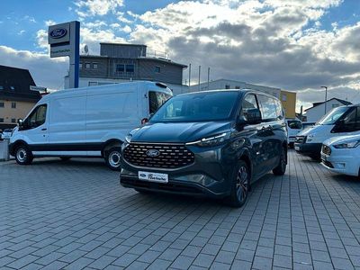Second-hand Ford Tourneo 232 CP (170 kW) 2025 Gri Monovolum
