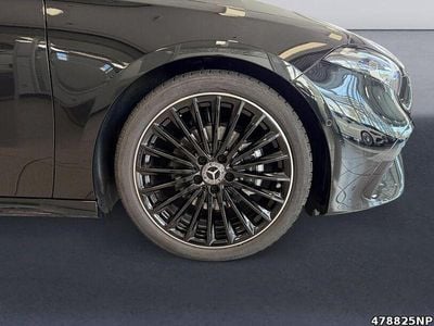 Gebraucht Mercedes A200 AMG 163 PS (119 kW) 2025 Schwarz Limousine