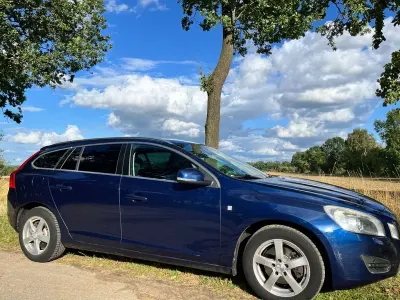 Gebraucht Volvo V60 Ocean Race 114 PS (83 kW) 2012 Blau Kombi