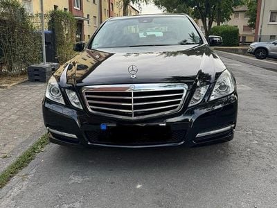 Mercedes E300
