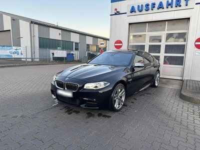 Second-hand BMW 550 M Sport 381 CP (280 kW) 2005 Negru Berlinǎ