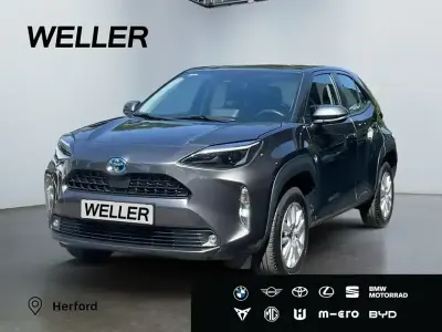 Gebraucht Toyota Yaris Cross Comfort 116 PS (85 kW) 2023 Grau SUV