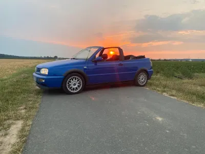 Gebraucht VW Golf Cabriolet 90 PS (66 kW) 1997 Blau Cabrio