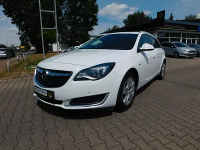 Gebraucht Opel Insignia Business Edition 140 PS (102 kW) 2015 Weiß Kombi