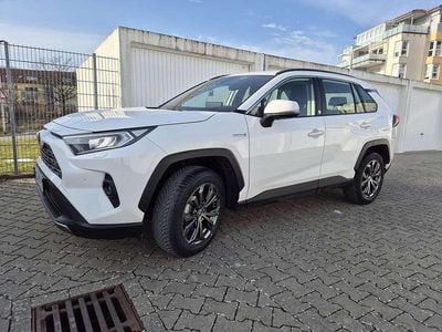 Gebraucht Toyota RAV4 Hybrid 218 PS (160 kW) 2025 Weiß SUV