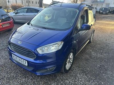 Gebraucht Ford Tourneo Courier Titanium 97 PS (71 kW) 2015 Indicblau metallic Van / Kleinbus