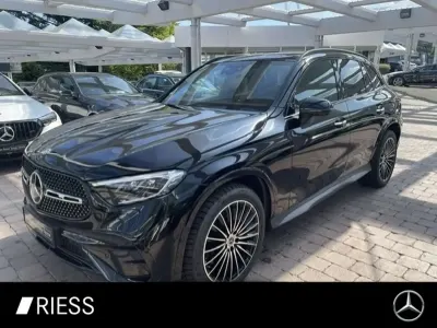 Gebraucht Mercedes GLC220 AMG 197 PS (144 kW) 2026 Schwarz SUV