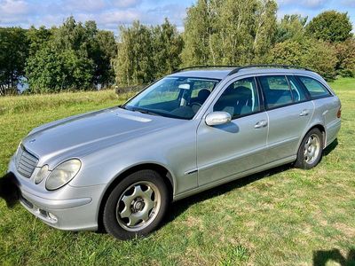 Mercedes E240