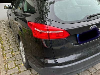 gebraucht Ford Focus Turnier 1.5 EcoBlue Start-Stopp-System COOL&CONNEC