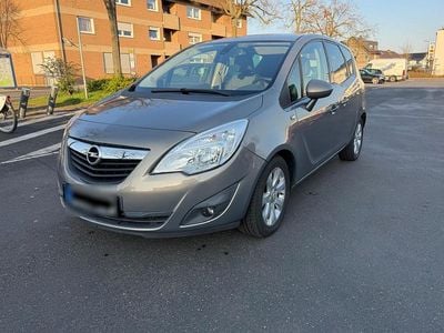 Usata Opel Meriva 95 CV (69 kW) 2010 Marrone Monovolume