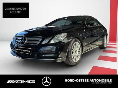 Gebraucht Mercedes E200 184 PS (135 kW) 2012 Metalliclack obsidianschwarz m Coupé