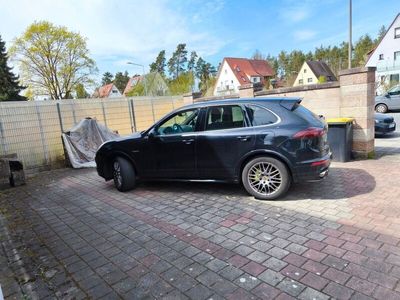 Porsche Cayenne S E-Hybrid