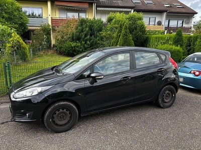 Second-hand Ford Fiesta Trend 101 CP (74 kW) 2016 Negru Hatchback