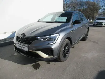 Używany Renault Arkana Engineered 143 KM (105 kW) 2022 Szary SUV
