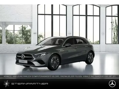 Gebraucht Mercedes A200 Progressive 150 PS (110 kW) 2025 Grau Limousine