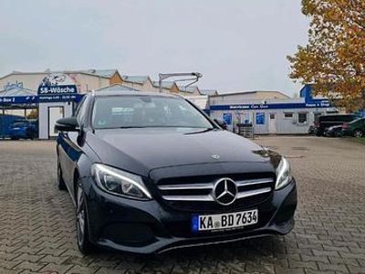 Schwarz Gebraucht 2017 Mercedes C220 Avantgarde Kombi | 15.000 € (Fairer Preis)