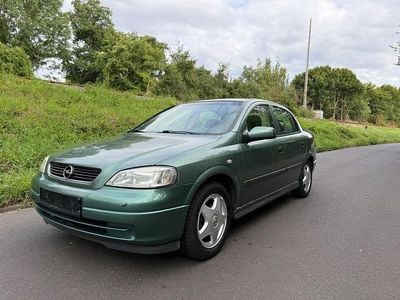 Gebraucht Opel Astra Elegance 101 PS (74 kW) 1999 Grün Limousine