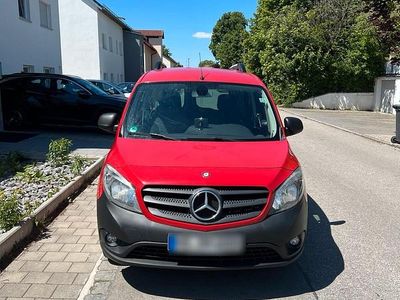 Mercedes Citan 111