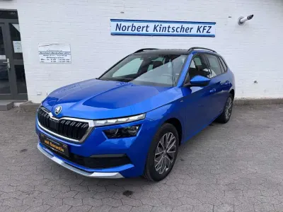 Gebraucht Skoda Kamiq Clever 110 PS (80 kW) 2022 Modra race/race blue SUV