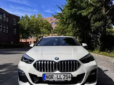 Gebraucht BMW 220 M Sport 178 PS (130 kW) 2021 Weiß Coupé