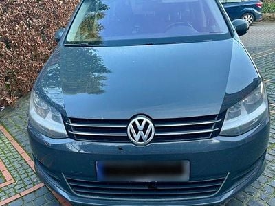 Gebraucht VW Sharan Trendline 140 PS (102 kW) 2011 Grau Van / Kleinbus