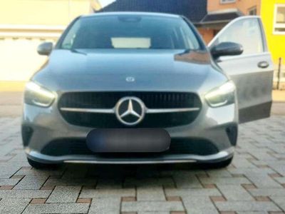 Gebraucht Mercedes 220 190 PS (139 kW) 2024 Grau Limousine