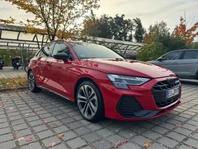 Gebraucht Audi A3 S-Line 150 PS (110 kW) 2024 Rot Limousine