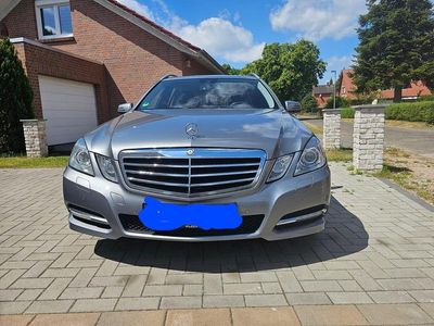 Mercedes E220